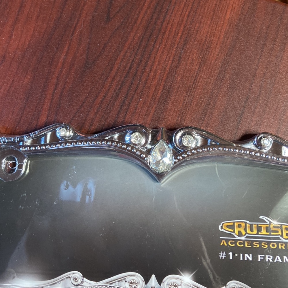 Queen License Plate Frame - Picture 4 of 5
